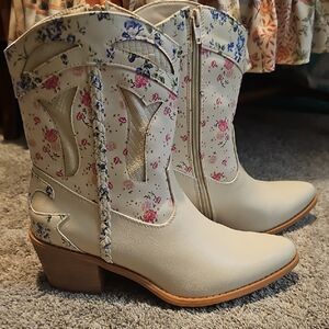 Pierre Dumas Floral Ankle Booties